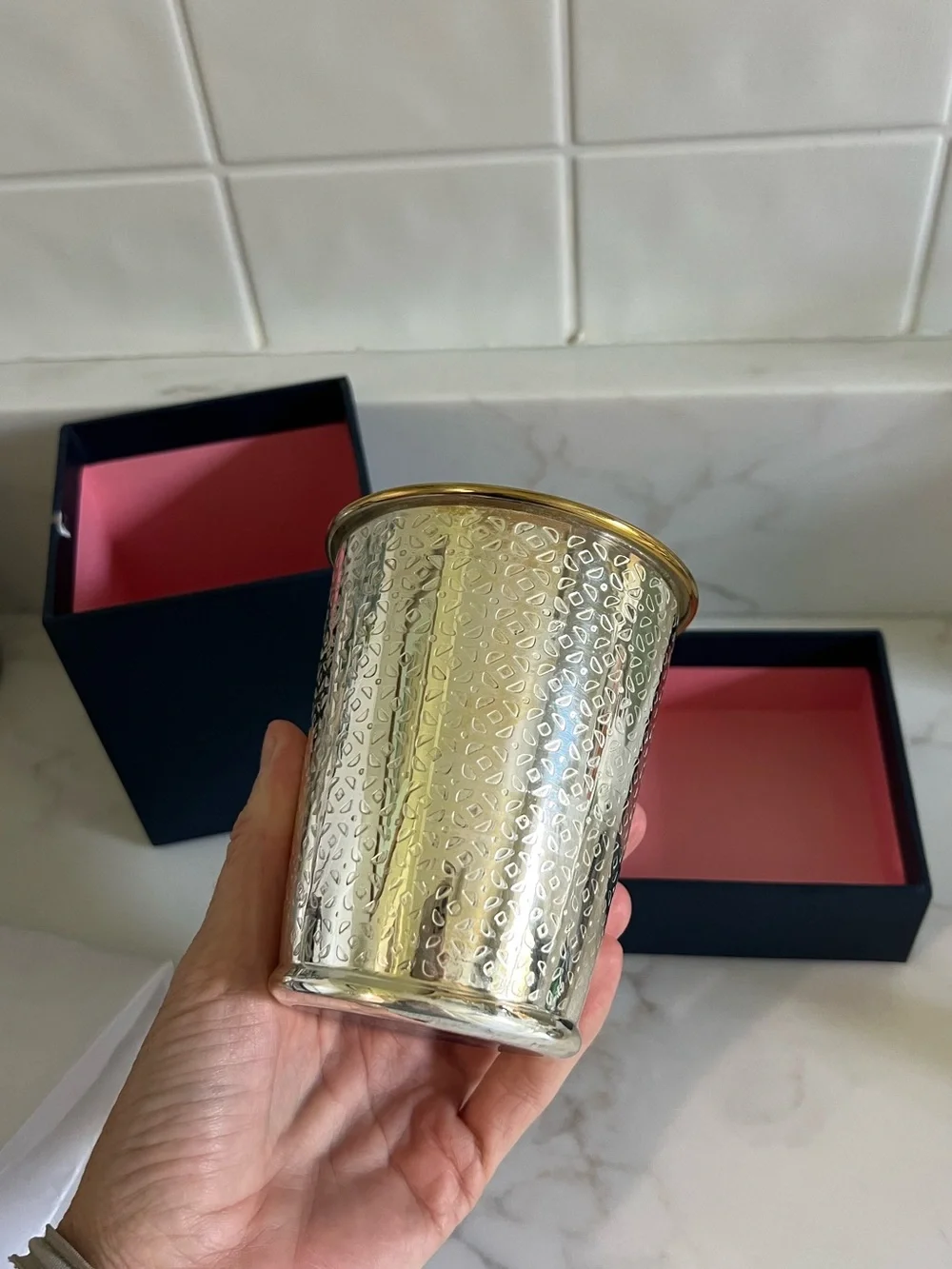 NIB Oscar de la Renta Orange Clove Holiday Candle - 10.5oz